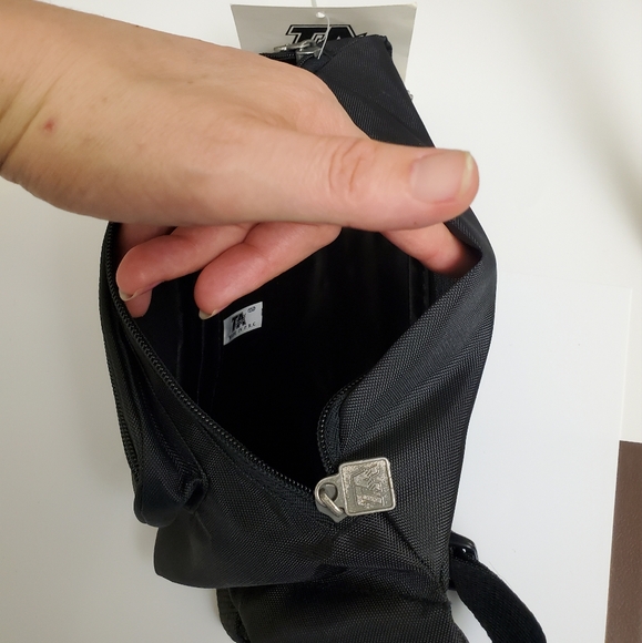 New with tags unisex adjustable waist funny bags in black & white - Picture 5 of 8